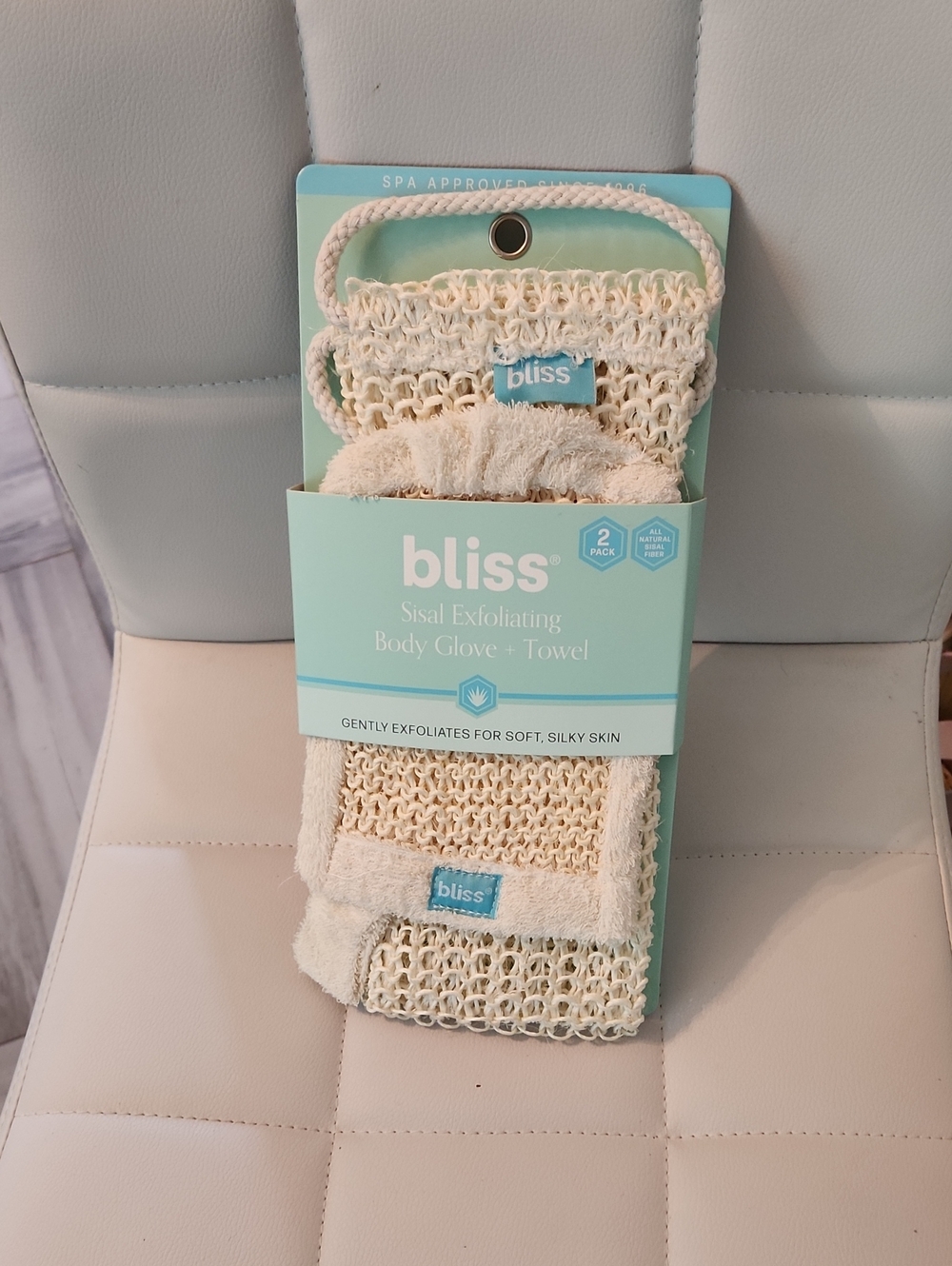 Bliss Sisal Exfoliating Glove and Towel Set — Cream